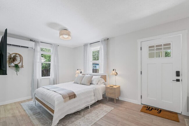 Foto del edificio - 138 1/2 Oneida Street-SI ID1578396P