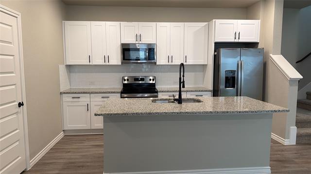 Foto del edificio - 813 Vine St