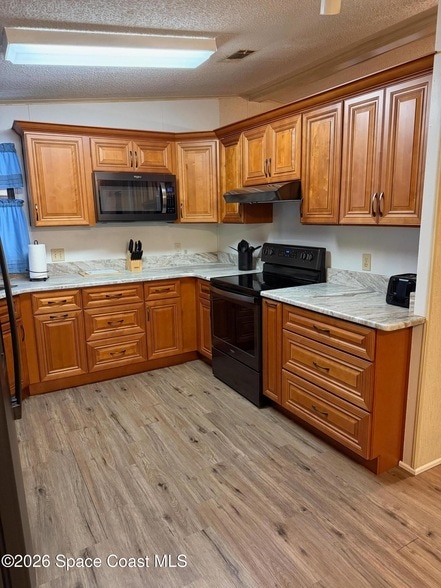 Foto del edificio - 706 Hyacinth Cir