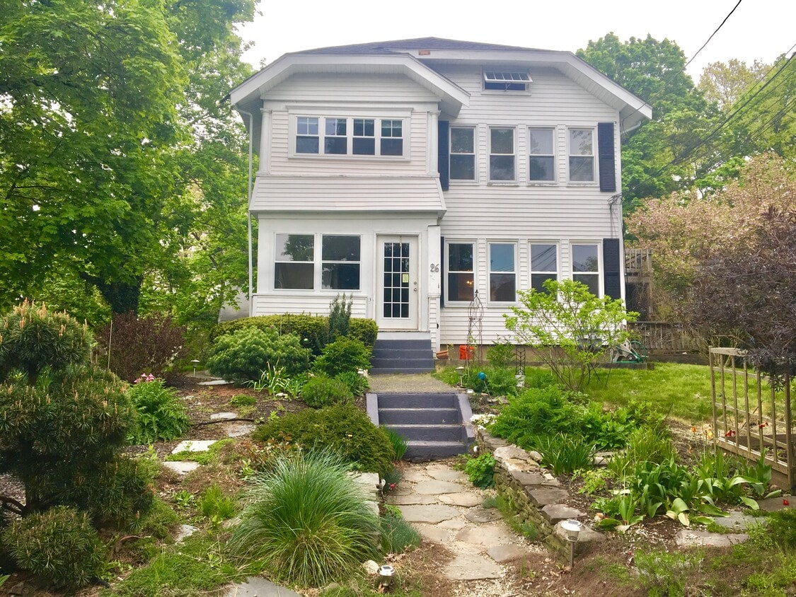 Primary Photo - 26 Waban St