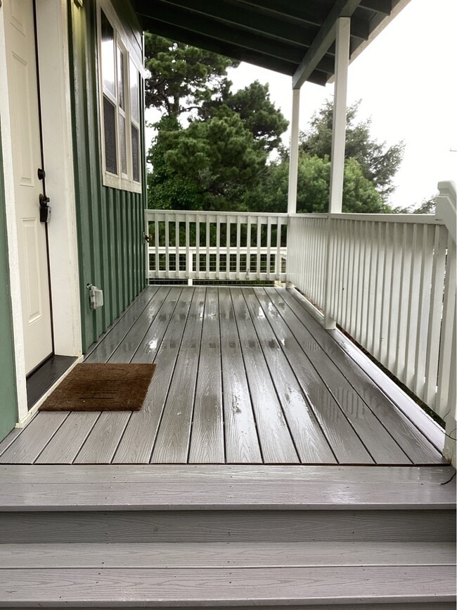 Building Photo - 648 NW Coast St