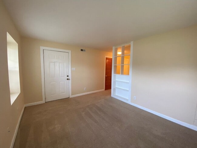 Building Photo - OceanView,E.2037