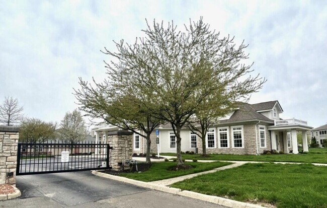 Foto del edificio - 6120 Sowerby Ln