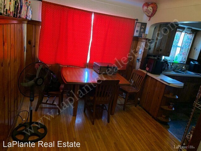 Building Photo - 4 br, 2 bath House - 2632 Greenway Street 1