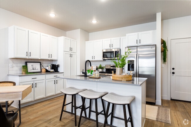 Interior Photo - Drexler Townhomes at Holbrook Farms