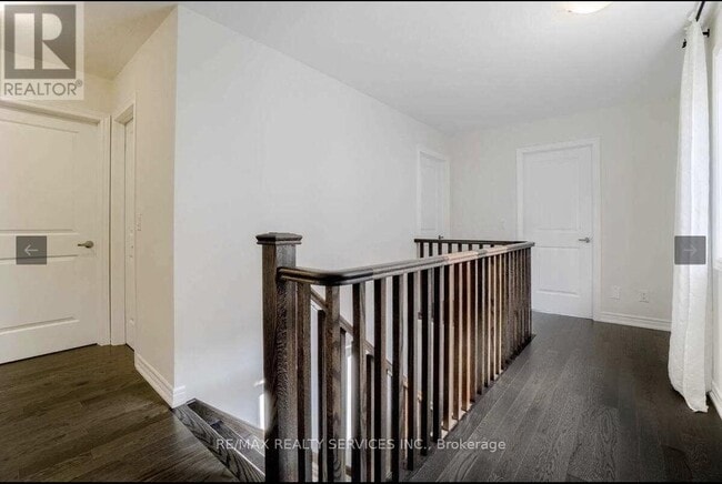 Building Photo - 16 Stonehill Ave.