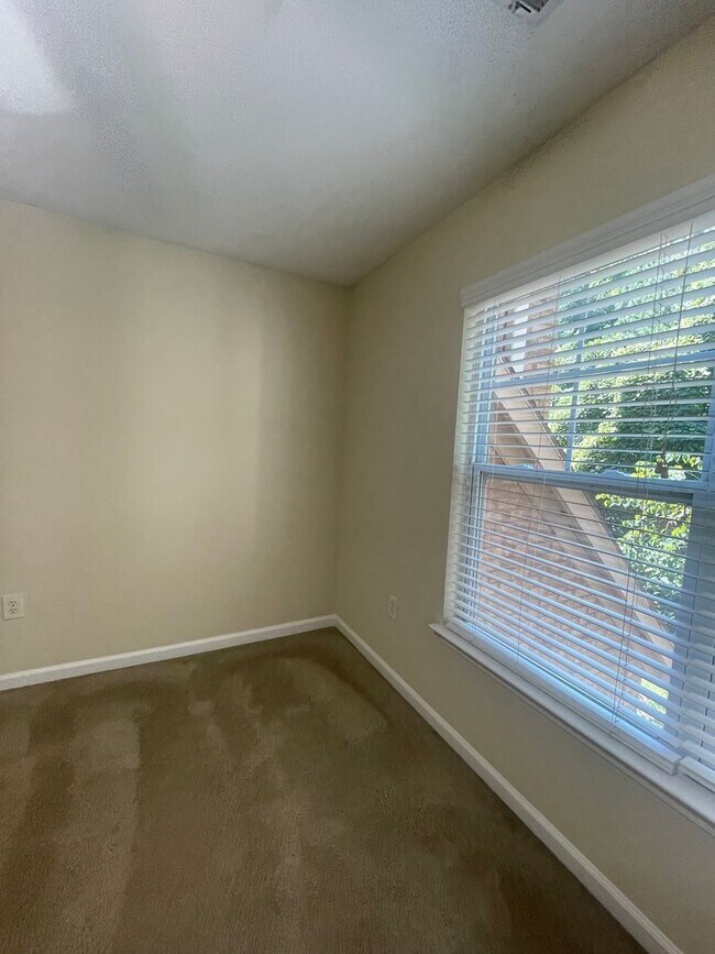 Foto del edificio - 3930 Cherokee Woods Way