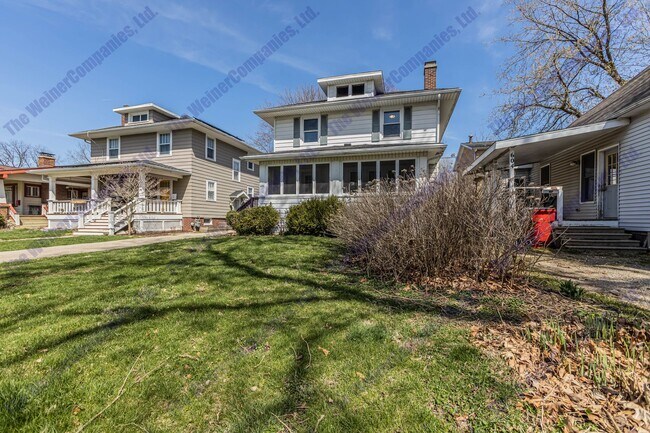 Foto del edificio - 606 W White St