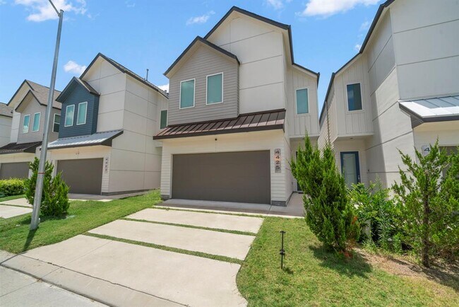 Building Photo - 4425 Bora Bora Ln