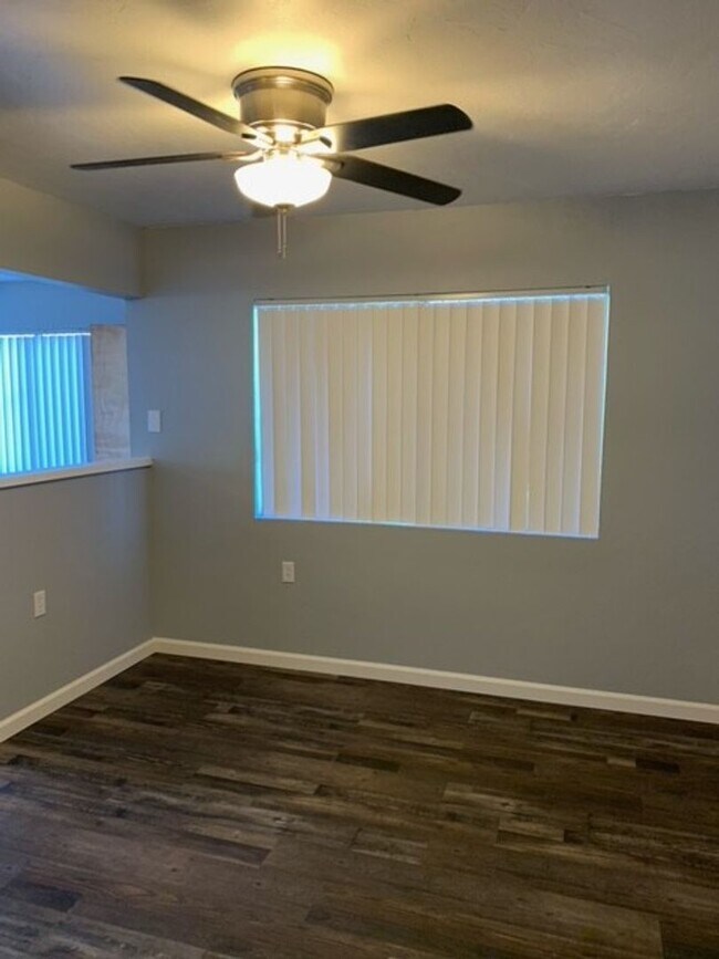 Foto del edificio - 1109 13th St