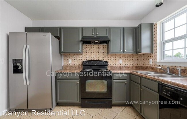 Building Photo - 3 br, 2.5 bath House - 5209 Switchback Drive