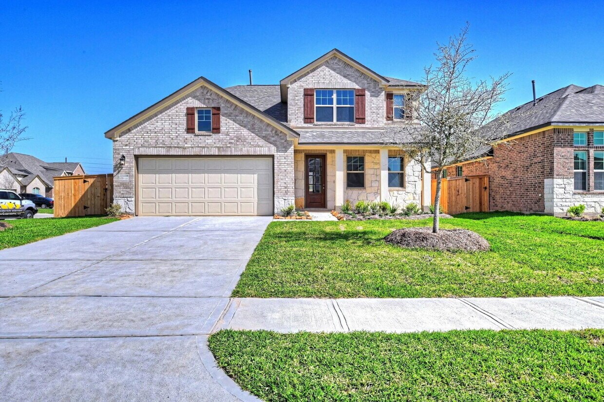Blue Abbot Drive, Fresno, TX 77545 - 4 BR 2.5 BA single-family home - Blue Abbot Drive, Fresno, TX 77545 - 4 BR 2.5 BA single-family home