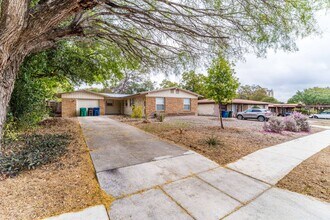 Building Photo - 467 Shannon Lee St