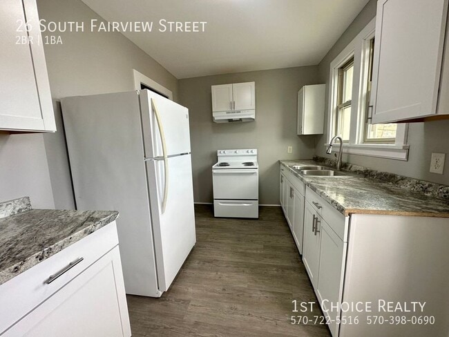 Building Photo - 26 S Fairview St