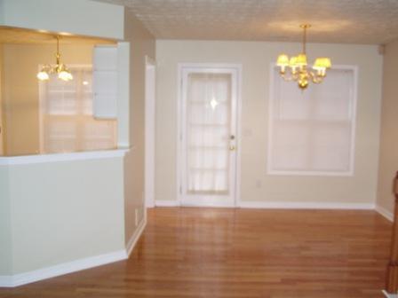 Building Photo - 4817 Clove Dr SW