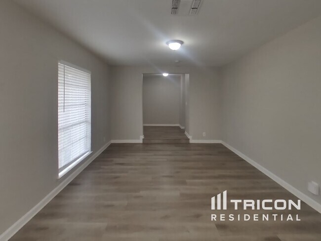 Building Photo - 1306 Bay Horse Drive San Antonio TX