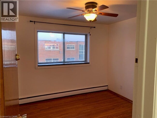 Building Photo - 42 Hilltop Dr