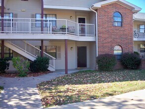 Building Photo - 350 Wildwood Dr S