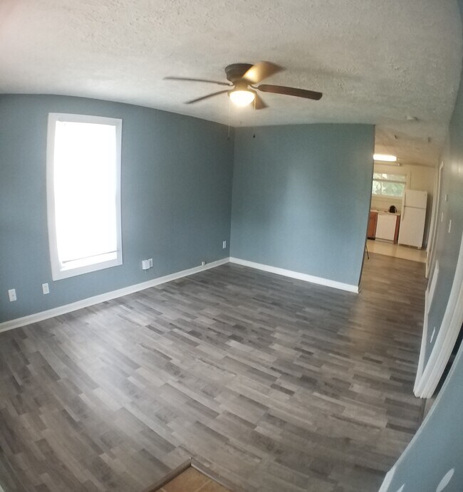 Building Photo - 929 Radford Pl