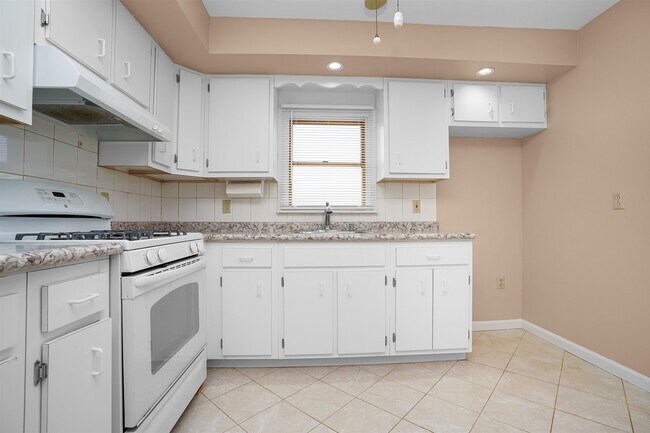 Foto del edificio - 200 Culver Ave