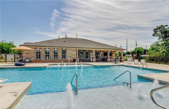 Foto del edificio - Ready to move in! 4 Beds 2.5 Baths!