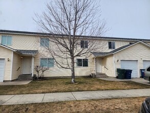 Building Photo - 311 N Handy St