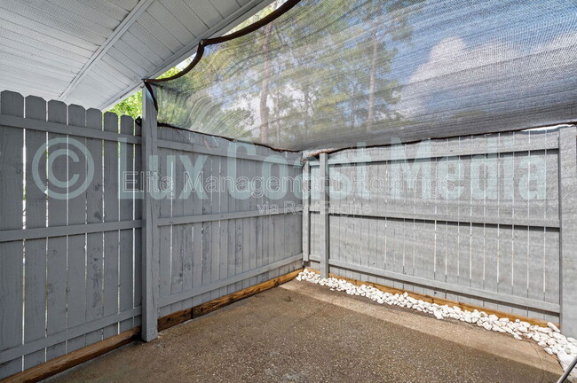 Building Photo - 1497 40th Ave