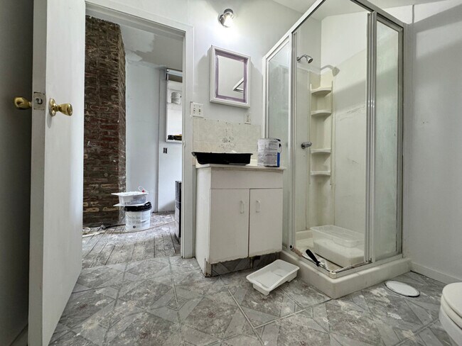 Foto del edificio - 522 Devon St