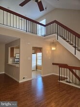 Building Photo - 908B Sedgefield Dr