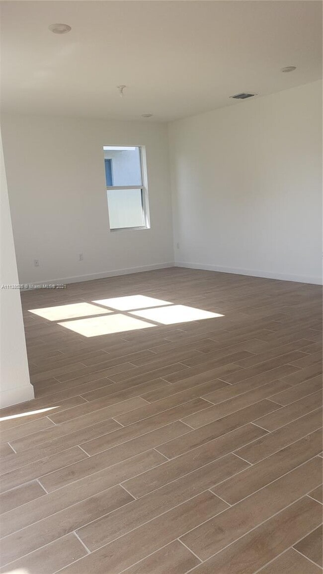 Building Photo - 13242 SW 270th Terrace