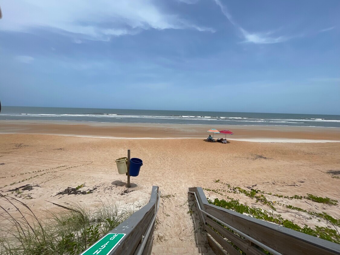 7 Sea Harbor Dr W, Ormond Beach, FL 32176 House Rental in Ormond