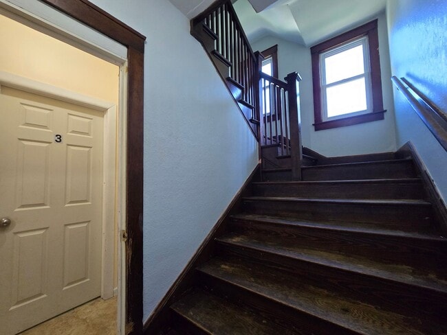 Foto del edificio - 610 N Mclean St