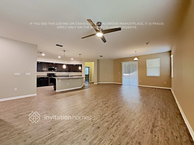 Foto del edificio - 2316 Avellino Ave