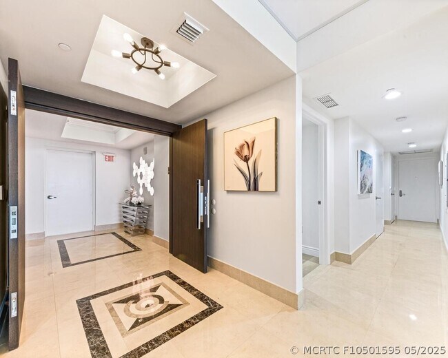 Foto del edificio - 101 S Fort Lauderdale Beach Blvd