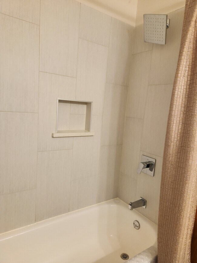 10824 N Campbell St, Kansas City, MO 64155 House Rental in Kansas