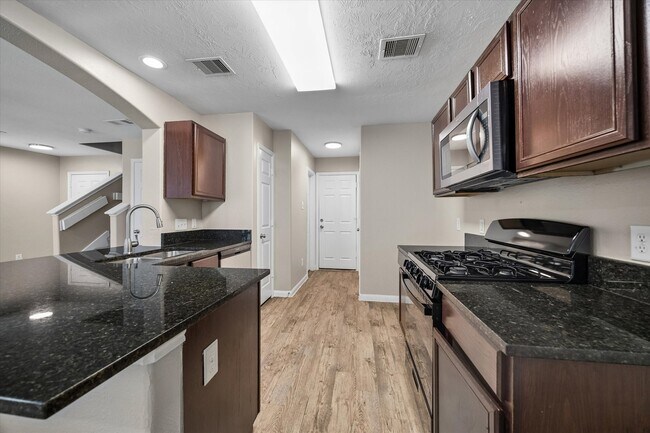 Foto del edificio - 15510 Kiplands Bend Dr