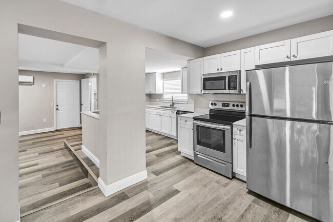 Foto del edificio - 3 br, 1.5 bath House - 1018 S 12th Street