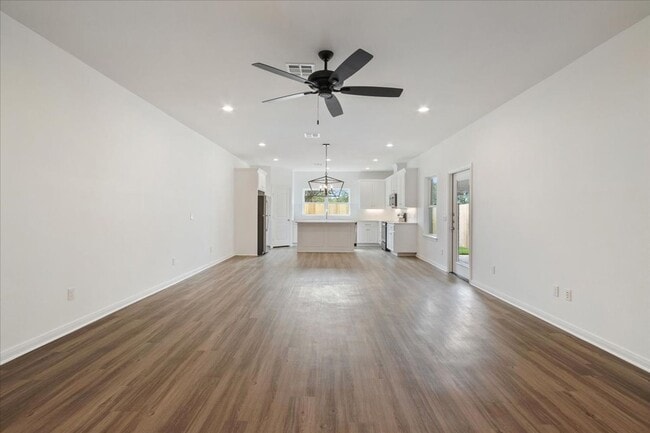 Foto del edificio - Residences at Windmill Preserve