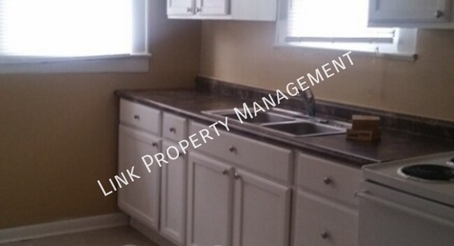 Foto del edificio - 210 S Moore Rd