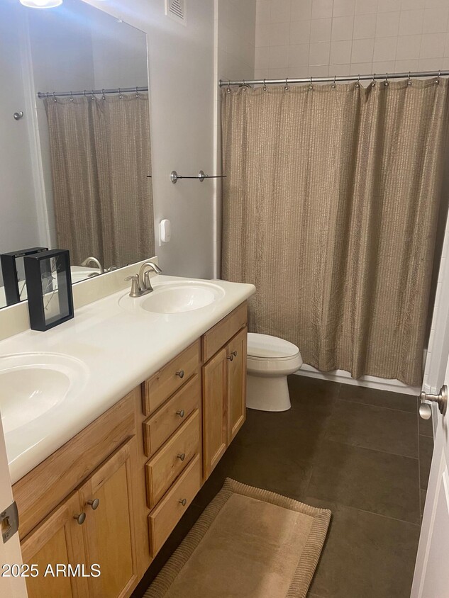 Foto principal - 10757 N 74th St