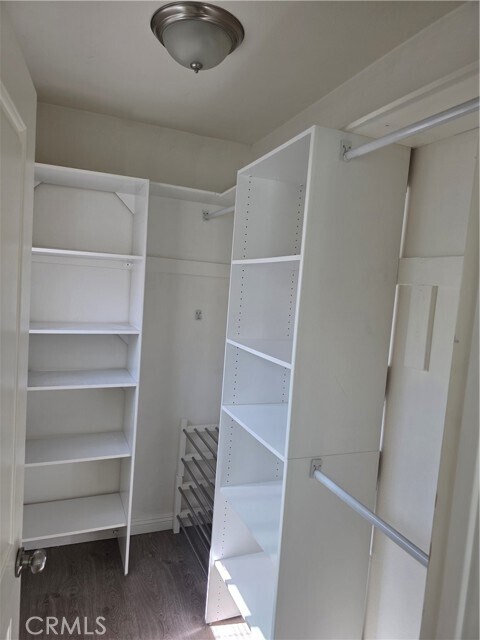 Foto del edificio - 17557 Lemay Pl