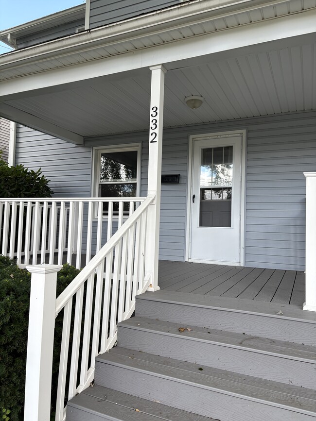 Foto del edificio - 332 W High St