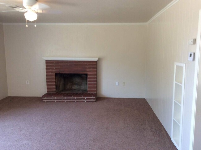 Foto del edificio - APPLY FOR THIS BEAUTIFUL HOME TODAY!