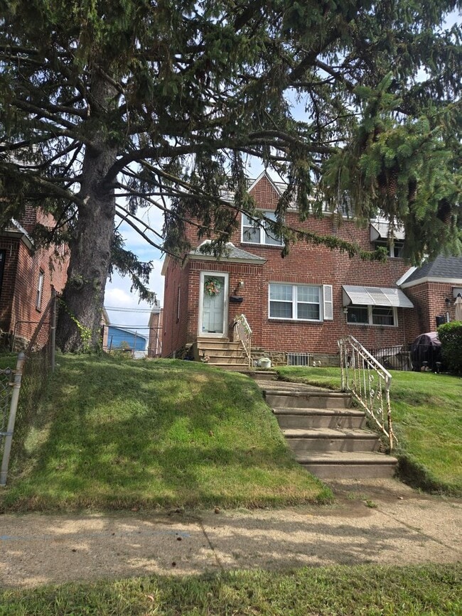 Building Photo - 8535 Michener Ave