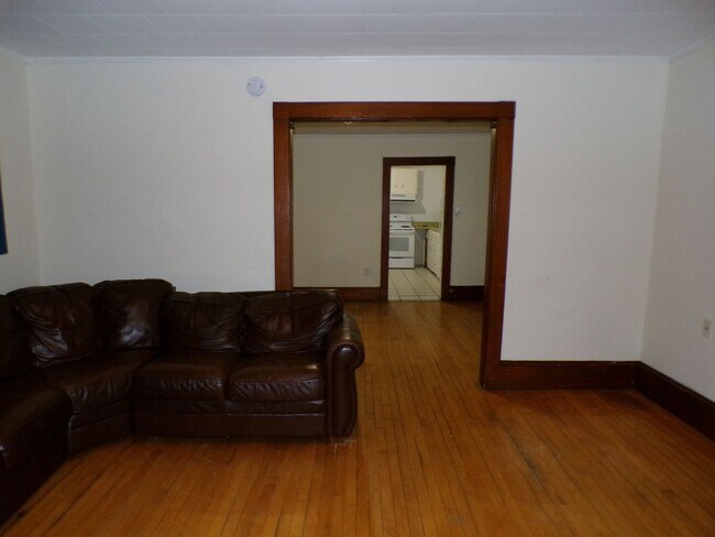 Foto del edificio - 19 Oak St