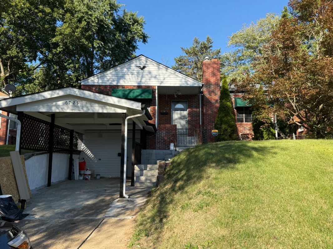 Building Photo - 6725 Thurston Ave