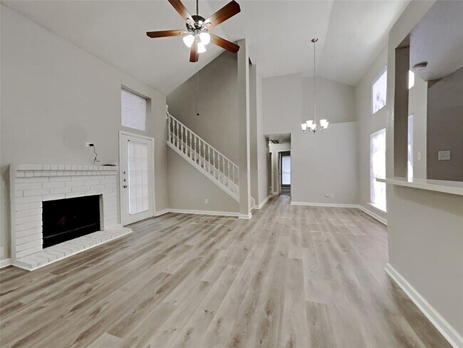 Building Photo - 13202 Chaston Dr