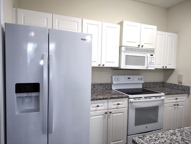 Building Photo - Pristine, 2 Story Home located in Mill Creek Subdivision in Cornelius!