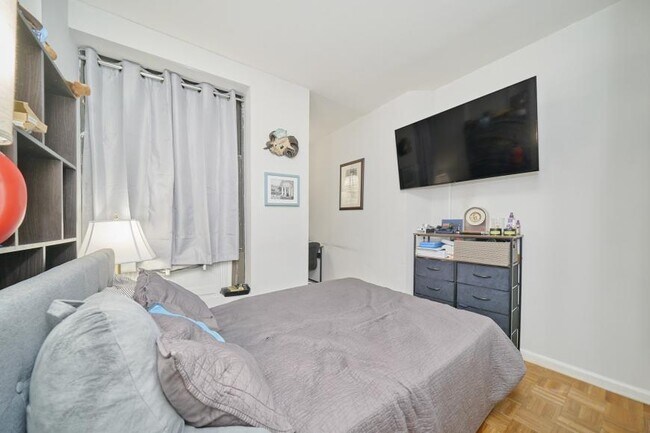 Foto del edificio - 2 bedroom in New York NY 10036