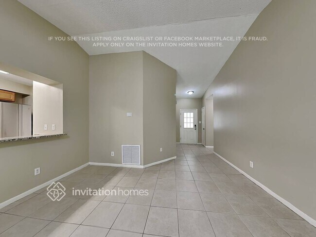Foto del edificio - 1737 Lakeview Village Dr